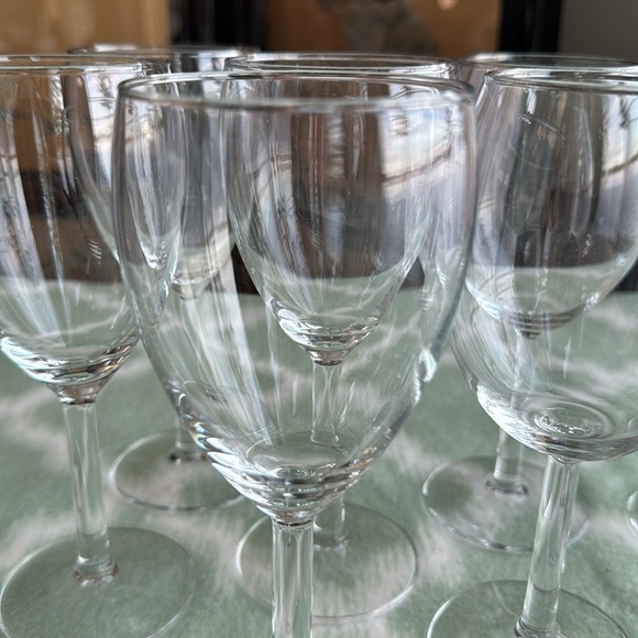 Ikea Svalka Clear Wine Glass Set 4 white 4 red - Picture 4 of 9